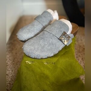NIB Tory Burch Mellow Stud Mules- Denim Suede/Cork
